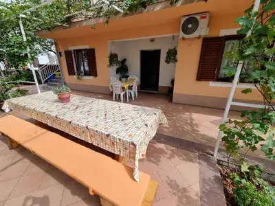 Ferienwohnung für 4 Personen (70 m²) in Crikvenica 5/10