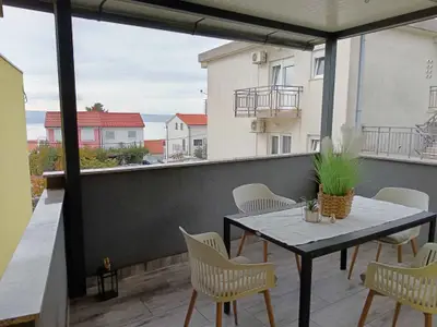 Ferienwohnung für 4 Personen (44 m²) in Crikvenica 1/10