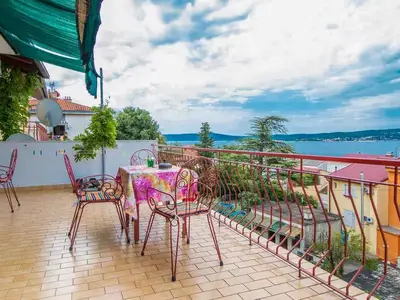 Ferienwohnung für 5 Personen (90 m²) in Crikvenica 1/10