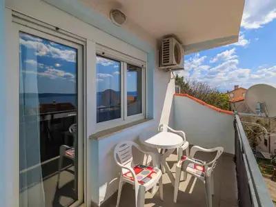 Ferienwohnung für 3 Personen (39 m²) in Crikvenica 4/10