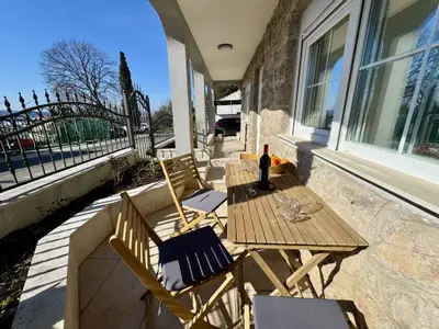 Ferienwohnung für 4 Personen (60 m²) in Crikvenica 1/10