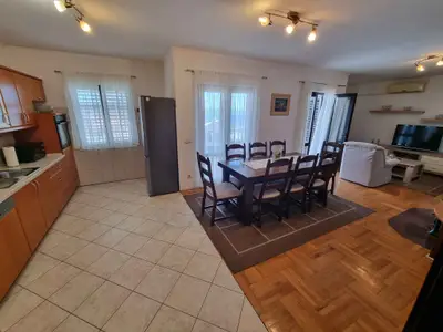 Ferienwohnung für 6 Personen (80 m²) in Crikvenica 8/10