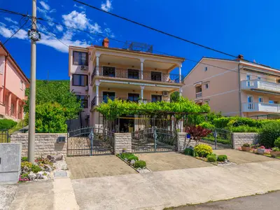 Ferienwohnung für 4 Personen (32 m²) in Crikvenica 1/10