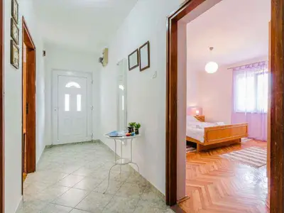 Ferienwohnung für 6 Personen (54 m²) in Crikvenica 3/10
