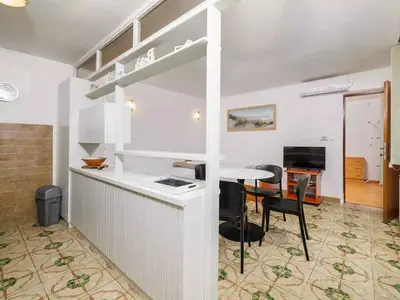 Ferienwohnung für 4 Personen (36 m²) in Crikvenica 7/10