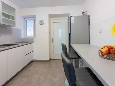 Ferienwohnung für 3 Personen (40 m²) in Crikvenica 3/10