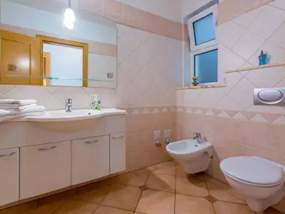 Ferienwohnung für 4 Personen (63 m²) in Crikvenica 8/10