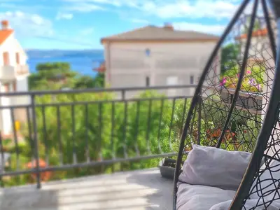 Ferienwohnung für 4 Personen (72 m²) in Crikvenica 1/10