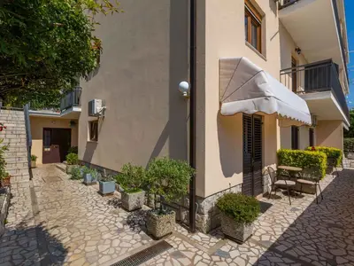 Ferienwohnung für 2 Personen (40 m²) in Crikvenica 3/10