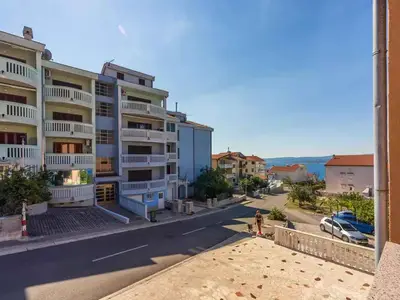 Ferienwohnung für 6 Personen (102 m²) in Crikvenica 4/10