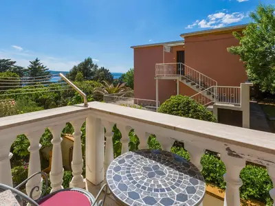 Ferienwohnung für 3 Personen (36 m²) in Crikvenica 1/10