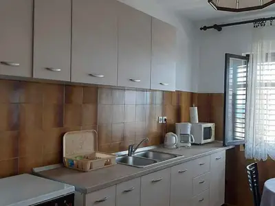 Ferienwohnung für 3 Personen (36 m²) in Crikvenica 6/10