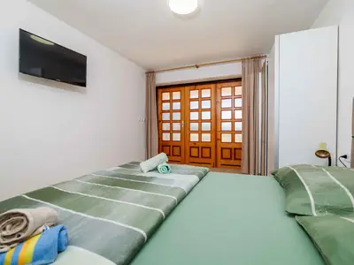 Ferienwohnung für 8 Personen (130 m²) in Crikvenica 4/10