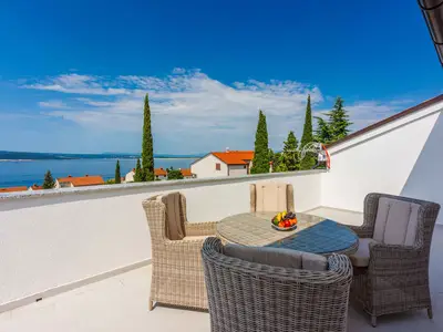 Ferienwohnung für 8 Personen (125 m²) in Crikvenica 2/10