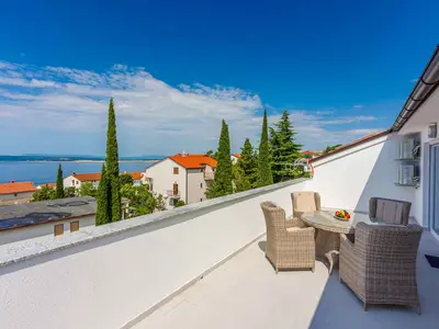 Ferienwohnung für 8 Personen (125 m²) in Crikvenica 3/10