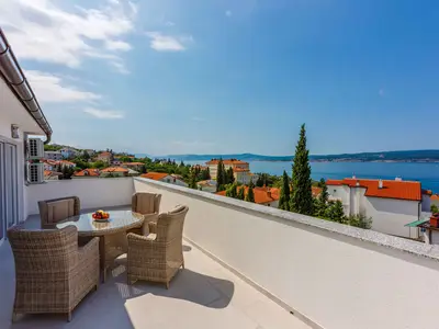 Ferienwohnung für 8 Personen (125 m²) in Crikvenica 6/10