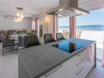 Ferienwohnung für 8 Personen (125 m²) in Crikvenica 10/10