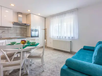 Ferienwohnung für 5 Personen (50 m²) in Crikvenica 2/10