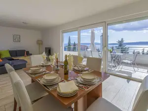 Ferienwohnung für 6 Personen (101 m²) in Crikvenica