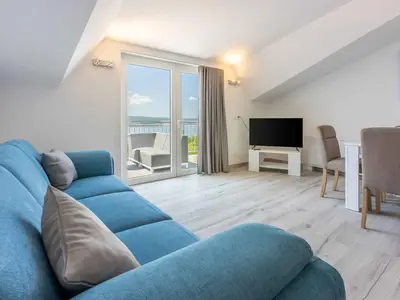 Ferienwohnung für 4 Personen (62 m²) in Crikvenica 1/10