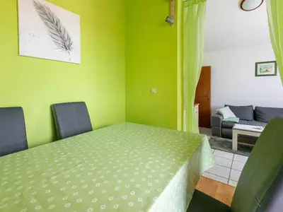 Ferienwohnung für 5 Personen (55 m²) in Crikvenica 10/10