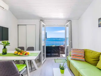 Ferienwohnung für 4 Personen (40 m²) in Crikvenica 1/10