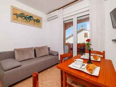 Ferienwohnung für 4 Personen (25 m²) in Crikvenica 2/10