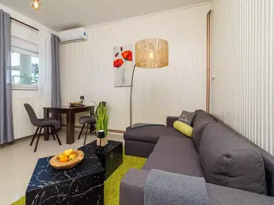 Ferienwohnung für 2 Personen (46 m²) in Crikvenica 10/10