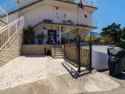 Ferienwohnung für 10 Personen (100 m²) in Crikvenica 6/10