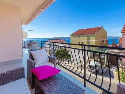 Ferienwohnung für 6 Personen (92 m²) in Crikvenica 1/10