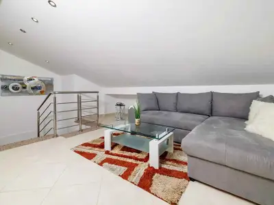 Ferienwohnung für 8 Personen (100 m²) in Crikvenica 8/10