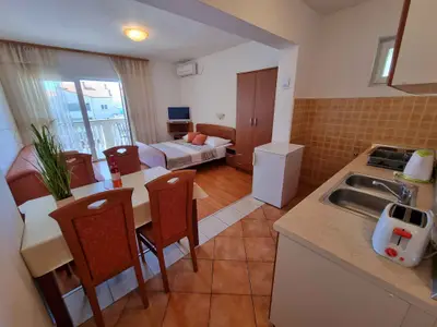 Ferienwohnung für 2 Personen (35 m²) in Crikvenica 6/10