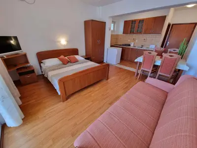 Ferienwohnung für 2 Personen (35 m²) in Crikvenica 7/10