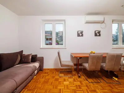 Ferienwohnung für 4 Personen (25 m²) in Crikvenica 1/10
