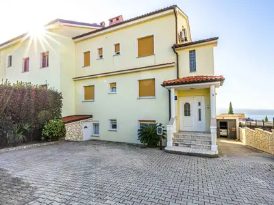 Ferienwohnung für 5 Personen (80 m²) in Crikvenica 2/10