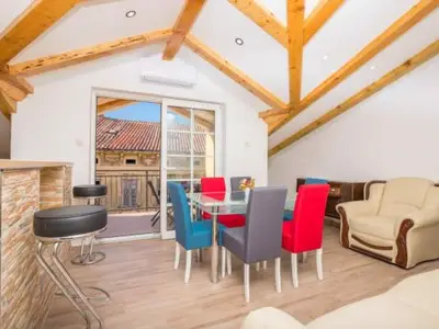 Ferienwohnung für 6 Personen (80 m²) in Crikvenica 10/10