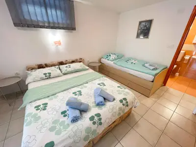 Ferienwohnung für 2 Personen (40 m²) in Crikvenica 6/10