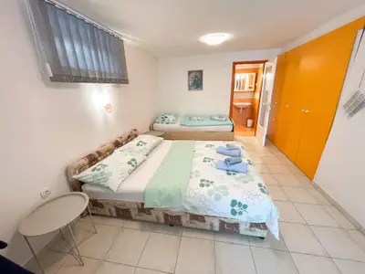 Ferienwohnung für 2 Personen (40 m²) in Crikvenica 8/10