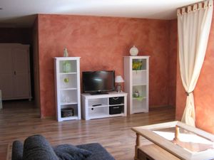 23047329-Ferienwohnung-4-Crivitz-300x225-3