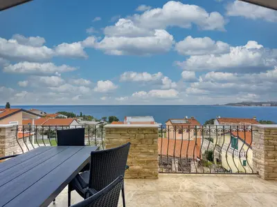 Ferienwohnung für 5 Personen (85 m²) in Crveni Vrh 1/10
