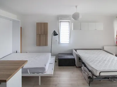 bed