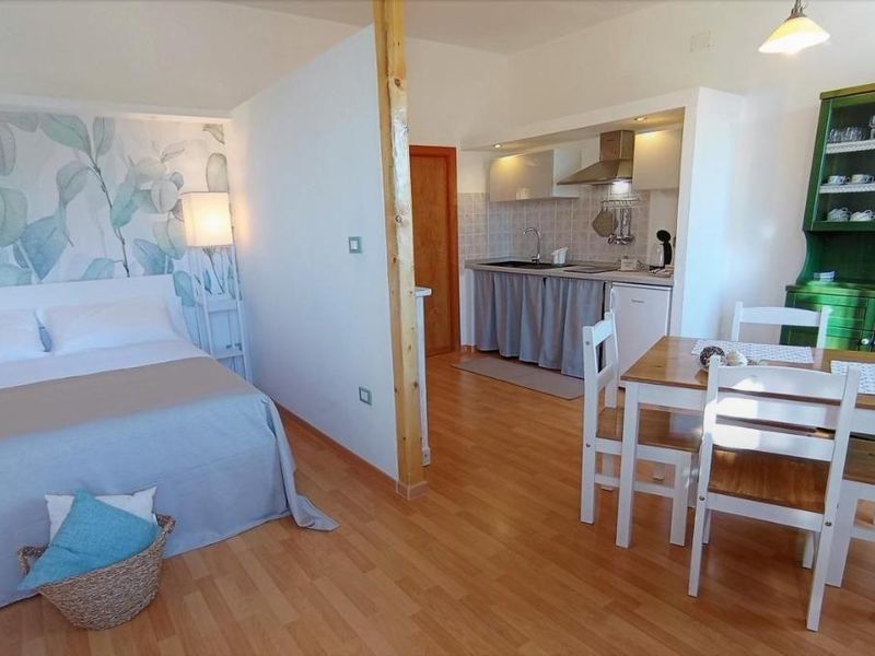 23955093-Ferienwohnung-1-Cuglieri-800x600-1