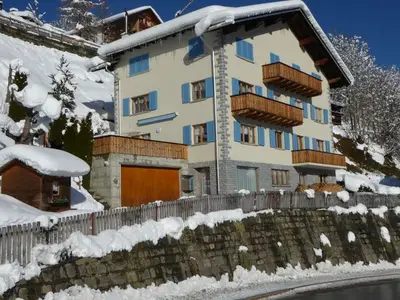 Ferienwohnung für 6 Personen in Cumbel 1/10