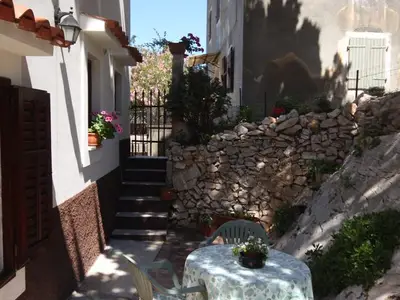 Ferienwohnung für 3 Personen in Ćunski 5/10
