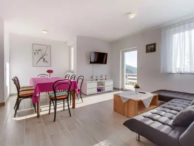 Ferienwohnung für 8 Personen (80 m²) in Ćunski 1/10