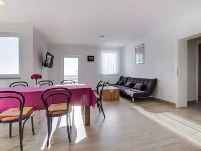 Ferienwohnung für 8 Personen (80 m²) in Ćunski 10/10