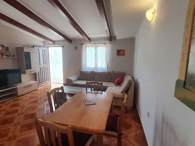 Ferienwohnung für 4 Personen in Ćunski 7/10
