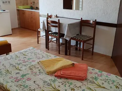 Ferienwohnung für 3 Personen in Ćunski 5/10