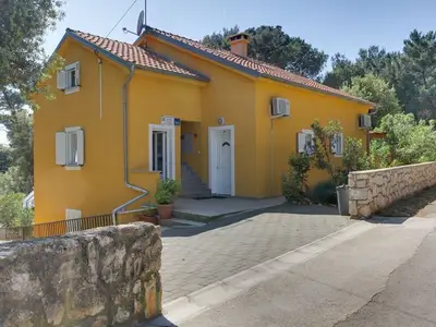 Ferienwohnung für 5 Personen in Ćunski 2/10