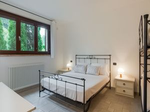 23107887-Ferienwohnung-6-Cupramontana-300x225-5